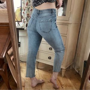 High waisted ankle jeans